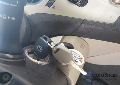 2013 Subaru Outback 2.5I Premium z USA, uszkodzony, nr VIN 4S4BRBCC1D3293665